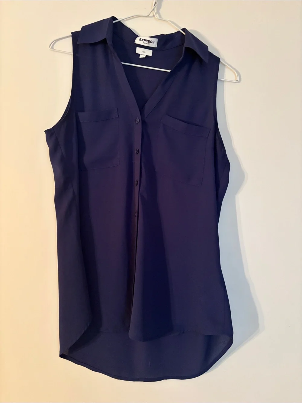 Express Portofino Sleeveless Button-Front Blouse — Navy